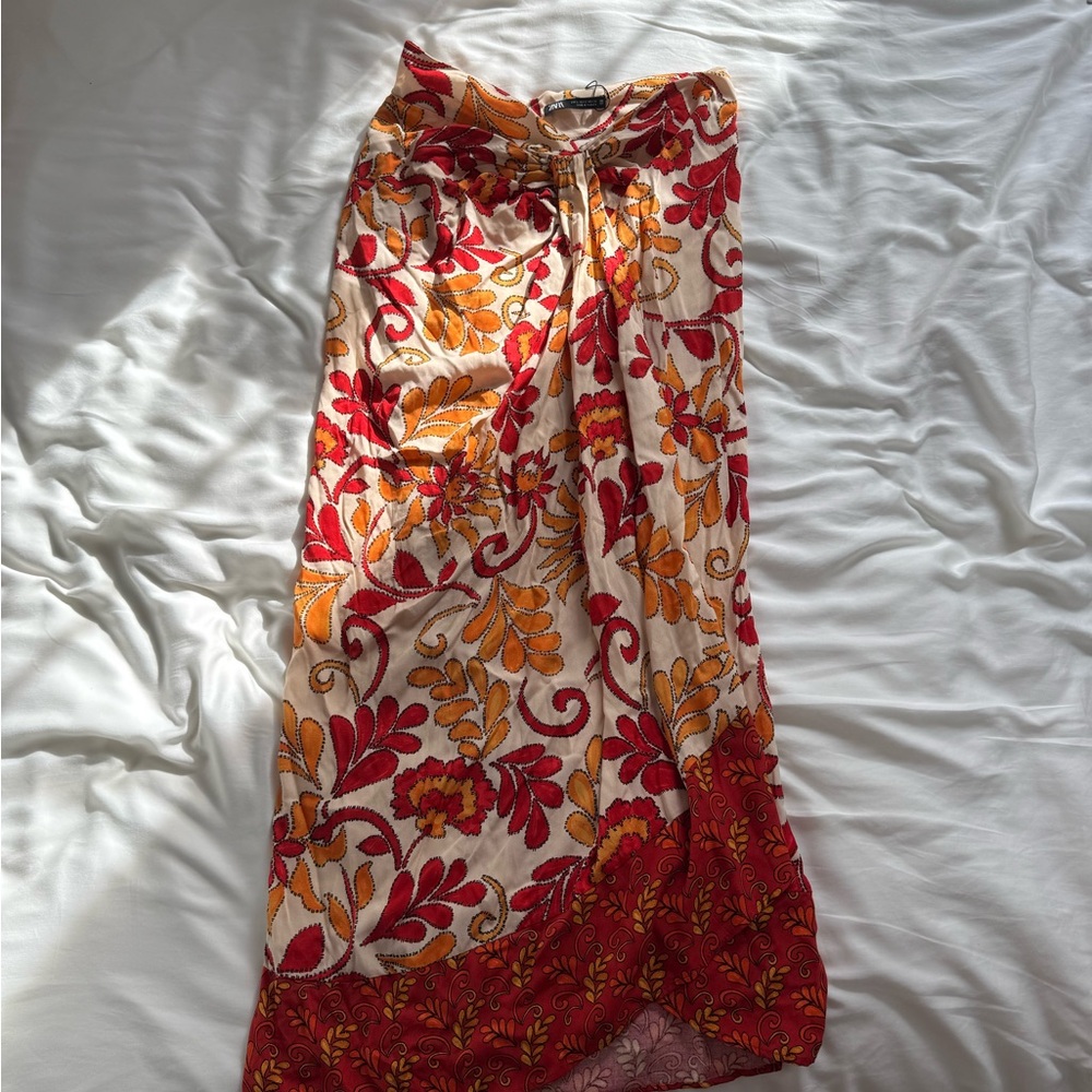 Zara Red and Orange Skirt